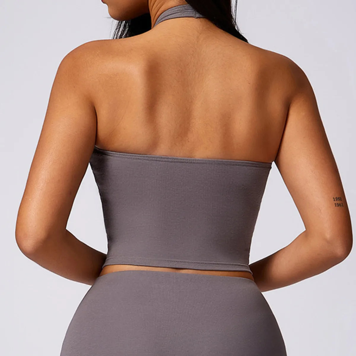 Blusa Cropped com Cruzado no Pescoço